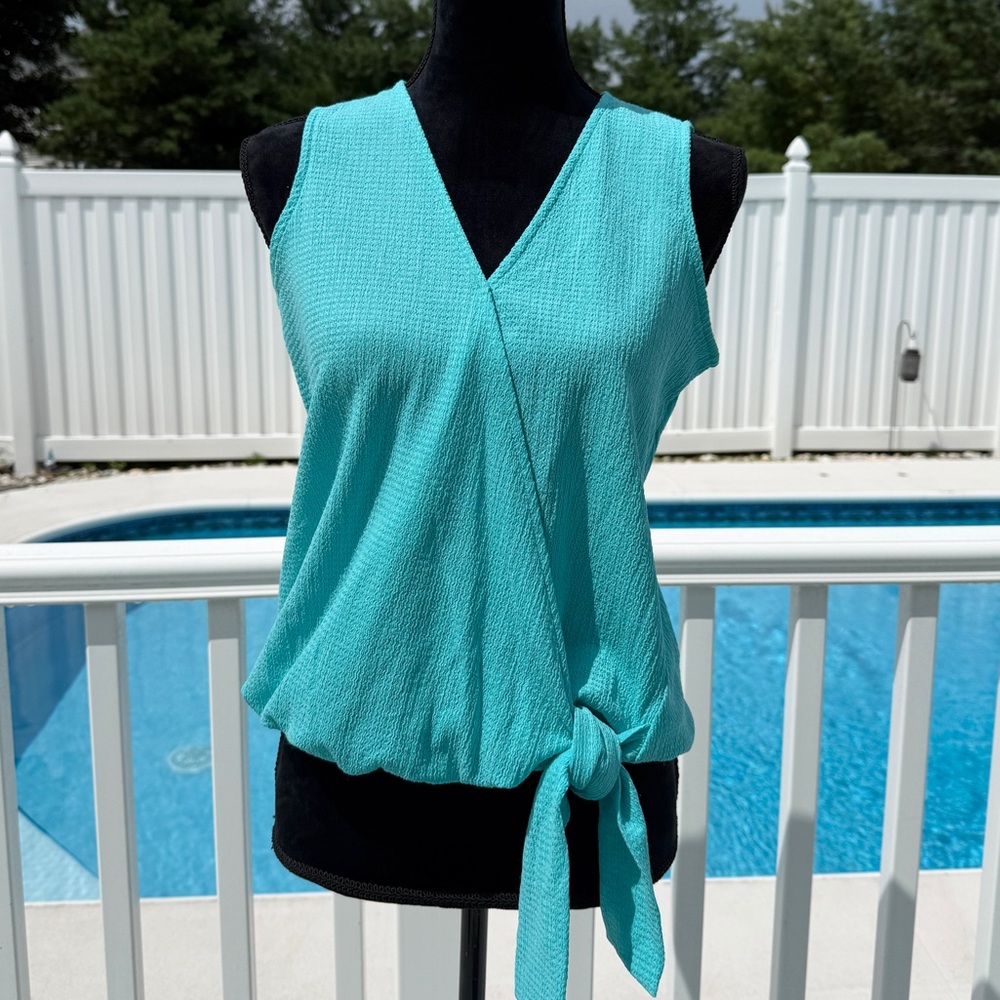MICHAEL Michael Kors Sleeveless Wrap Tie Top Blouse in Turquoise Size Small